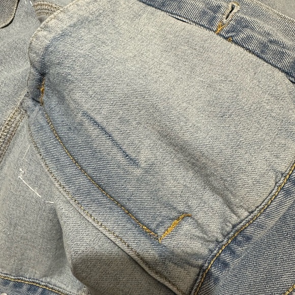 VICI Gracie Embellished Floral Pearl
Pocketed Denim Jacket - Small - Picture 6 of 8